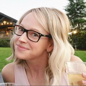 Meet your Posher, Meagan